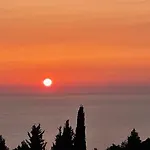 Apartamento Adelais App