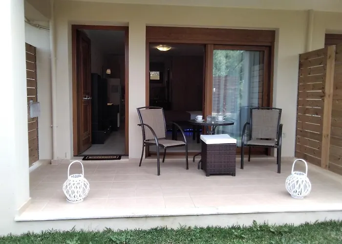 Adelais App Tsoukaládhes